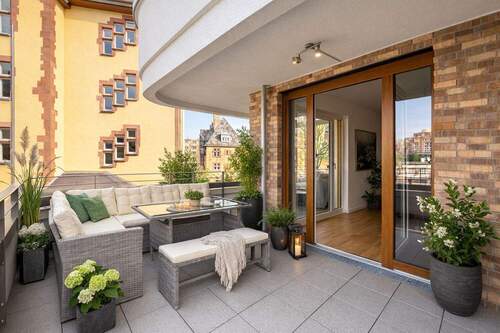 Terrasse - Visualisierung - Elegante Drei-Zimmer-Wohnung mit großer Terrasse und Stellplatz