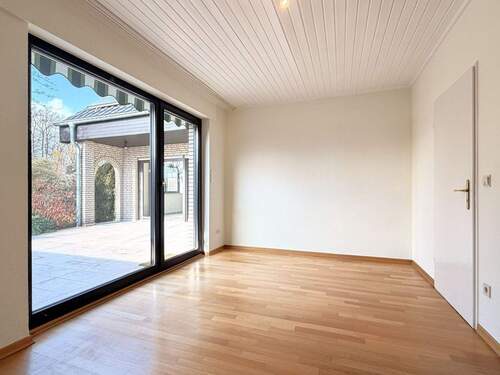 Büro - Mehrfamilienhaus, Wohnhaus mit 243,00 m&sup2; in Neuenkirchen zum Kaufen