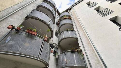 Hinteransicht - Etagenwohnung mit 76,10 m² in Leipzig zum Kaufen