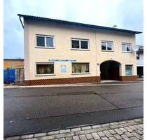 Gepflegtes 1-2 Familienhaus mit Innenhof und Garten - Kraichtal Landshausen