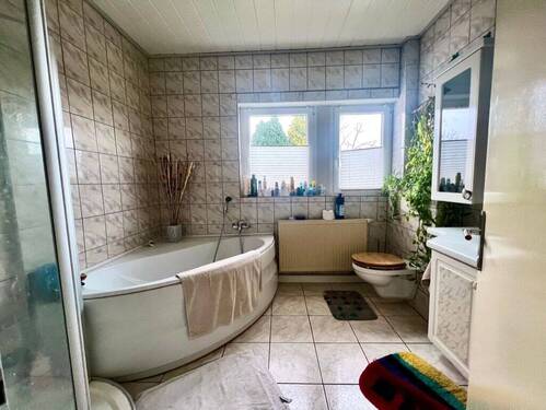 0F4844F6-F5E5-44FE-A9DC-043BA0CC3514_1_105_c.jpeg - 