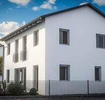 Neubau im Grünen - Ihr Traumhaus mit Garten in 92421 Schwandorf - Klardorf