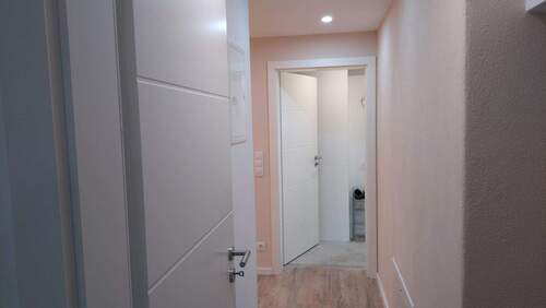 hell und freundlich - 