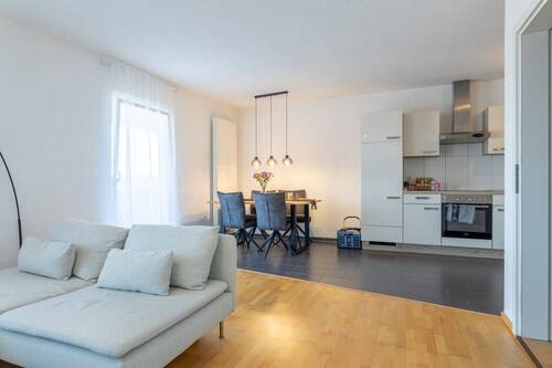 Wohnung 4 Wohnzimmer mit Küche - 