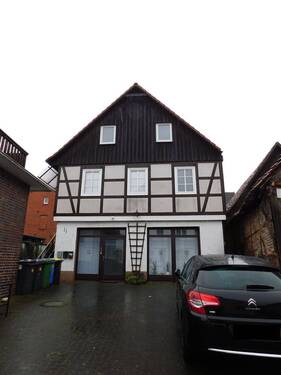 Außenansicht - Nieheim - 2 Zimmer Wohnung - 260,00&nbsp;EUR Kaltmiete, ca.&nbsp; 47,00&nbsp;m&sup2;&nbsp;Wohnfl&auml;che