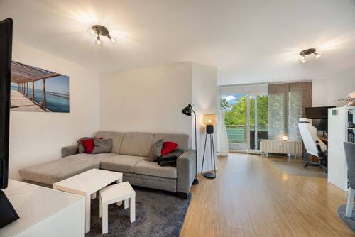 Wohnzimmer - 2 Zimmer Etagenwohnung zum Kaufen in Düsseldorf