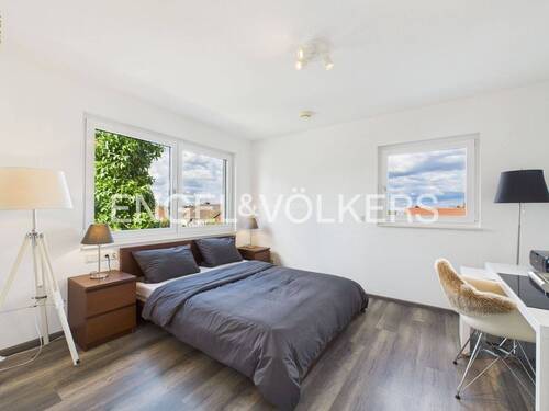 Schlafzimmer 1. OG - 