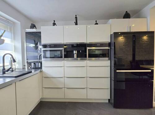 hochwertige Einbauküche - 