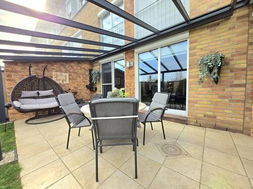 überdachte Terrasse - 