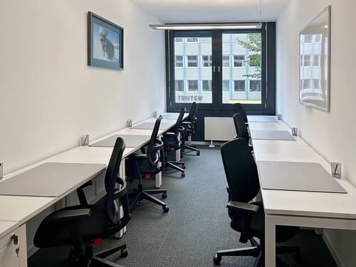 Großen Büro.jpg - Privater Büroraum für 5 Personen in HQ Bornheimer Straße