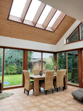 Wintergarten - Mehrfamilienhaus, Wohnhaus mit 216,00 m² in Enger zum Kaufen