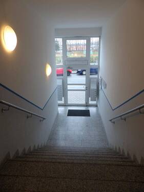 Treppenhaus - Etagenwohnung mit 55,00 m&sup2; in Döbeln zum Kaufen