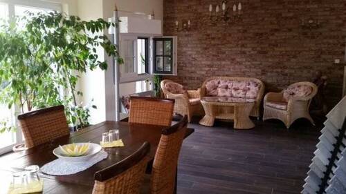 Wohnzimmer im EG - 