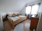 Schlafzimmer mit separatem Ankleidezimmer - 