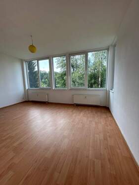 Wohnzimmer - Etagenwohnung mit 76,00 m&sup2; in Chemnitz zur Miete