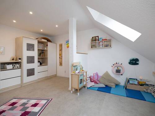 Kinderzimmer II (DG) - 