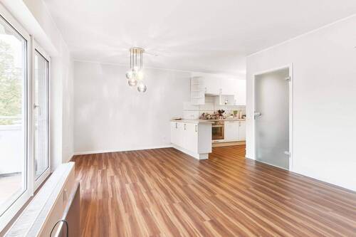 Wohnzimmer - 2 Zimmer Etagenwohnung in Achim