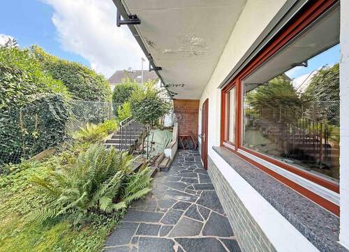 Außenbereich - 3 Zimmer Etagenwohnung zum Kaufen in Staufenberg