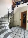 Treppenhaus - 9 Zimmer Mehrfamilienhaus, Wohnhaus zum Kaufen in Heiligkreuzsteinach