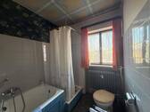 Obergeschoss: Badezimmer - 