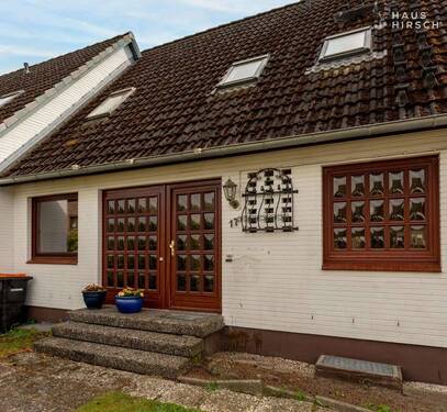 Haustüre - 5 Zimmer Einfamilienhaus zum Kaufen in Boostedt