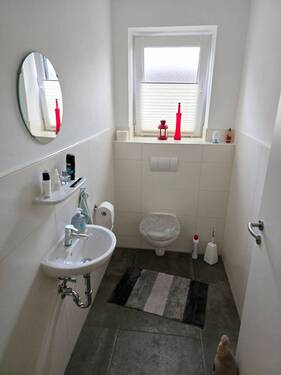 Gäste-WC im Erdgeschoss - 