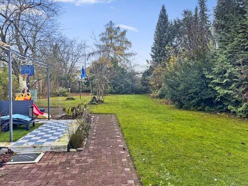 Großer, rückwärtiger Südgarten - Grundstück zum Kaufen in Hamburg