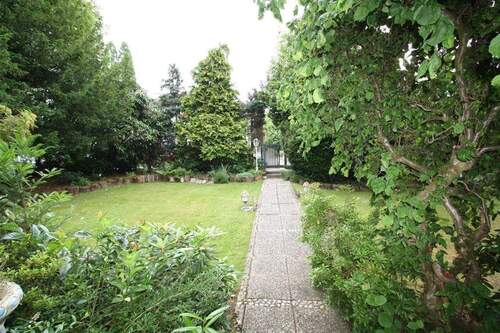 Der Weg ins Glück! - 5 Zimmer Einfamilienhaus zum Kaufen in Kronberg im Taunus