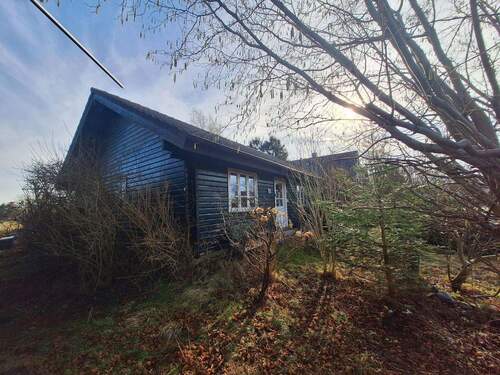 Ansicht Straße 2 - 3 Zimmer Einfamilienhaus zum Kaufen in Burg