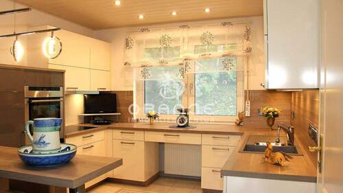 Küche - Einfamilienhaus mit 335,00 m&sup2; in Niederfüllbach zum Kaufen