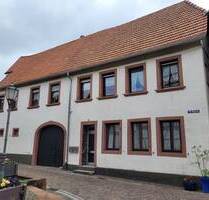 Geräumiges Familiendomizil mit Balkon in Bad Bergzabern