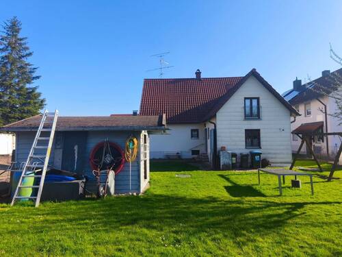 Gartenansicht - 7 Zimmer Einfamilienhaus zum Kaufen in Erding