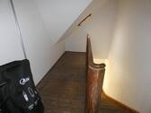 Treppenhaus - 1 Zimmer Mehrfamilienhaus, Wohnhaus zum Kaufen in Neustadt