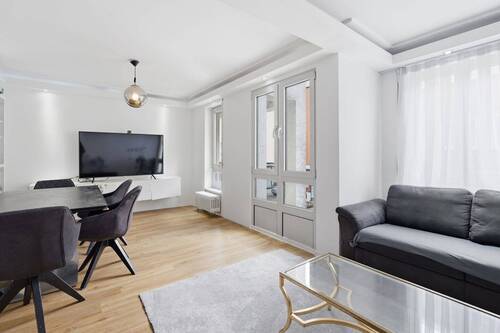 offenes Wohnkonzept - Modernisierte 2,5-Zimmer-Wohung ++Zentrale Lage++
