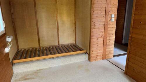 1. Stock Zimmer rechts - 