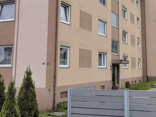 Außenansicht - Moderne 3-Zimmer-Wohnung mit Balkon in Donaueschingen