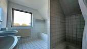 Vollbad im Dachgeschoss - 
