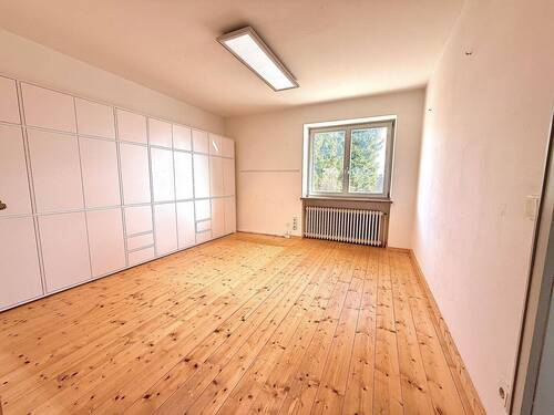 Zimmer im Erdgeschoss - 