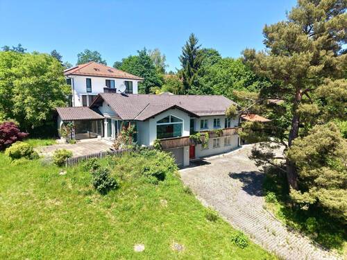 Hausansicht - 7 Zimmer Einfamilienhaus zum Kaufen in Icking