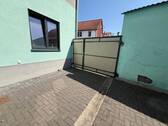 Hofeinfahrt - 