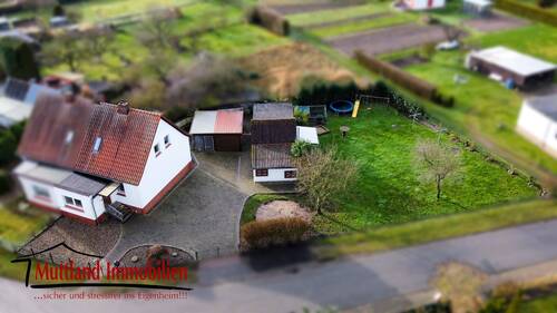 Luftbild - 3 Zimmer Mehrfamilienhaus, Wohnhaus in Ahrenshagen-Daskow