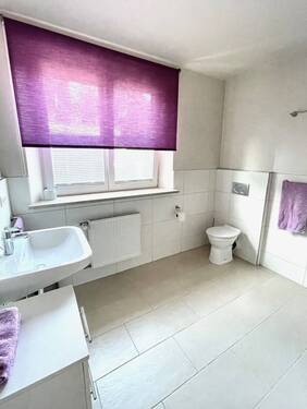 Bad mit Dusche 1. OG - 