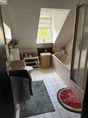 Badezimmer - 3 Zimmer Etagenwohnung in Saarlouis