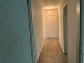 Flur weiß gestrichen.jpg - 3 Zimmer Etagenwohnung in Erkrath