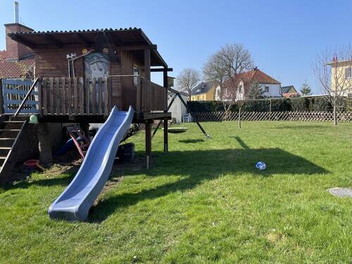 Garten - Einfamilienhaus mit 135,00 m&sup2; in Naumburg (Saale) zum Kaufen