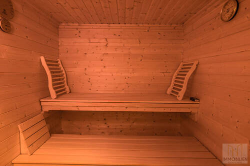 KG: Sauna - 