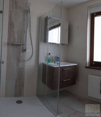 EG: Badezimmer - 