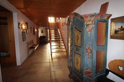 Entrée - 8 Zimmer Einfamilienhaus zur Miete in Aystetten