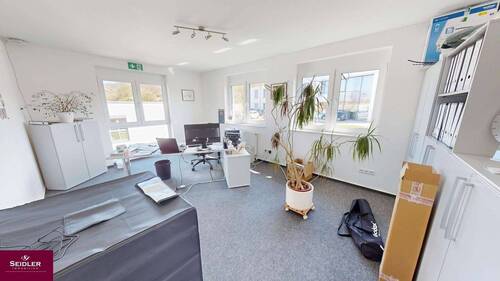 Büro 3 - 