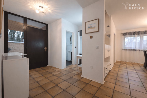 Eingang - 4 Zimmer Bungalow zum Kaufen in Bedburg